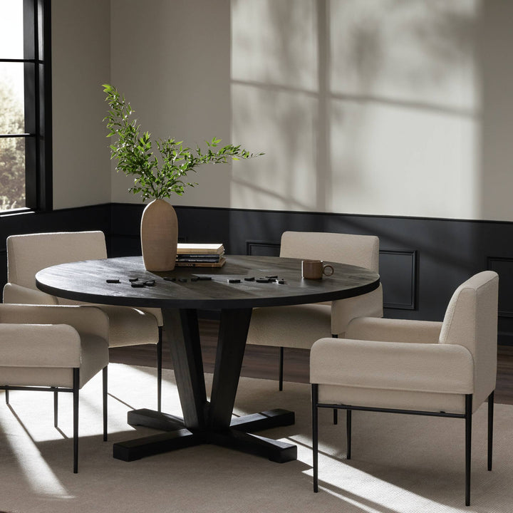 KURTIS DINING TABLE