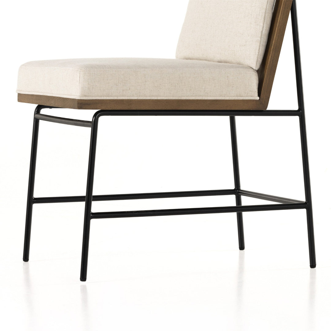 HUTCH DINING CHAIR