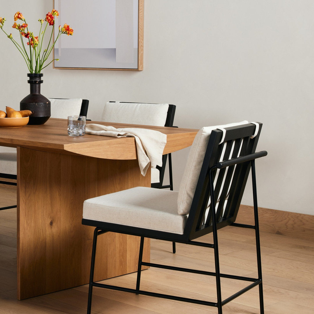HUTCH DINING CHAIR