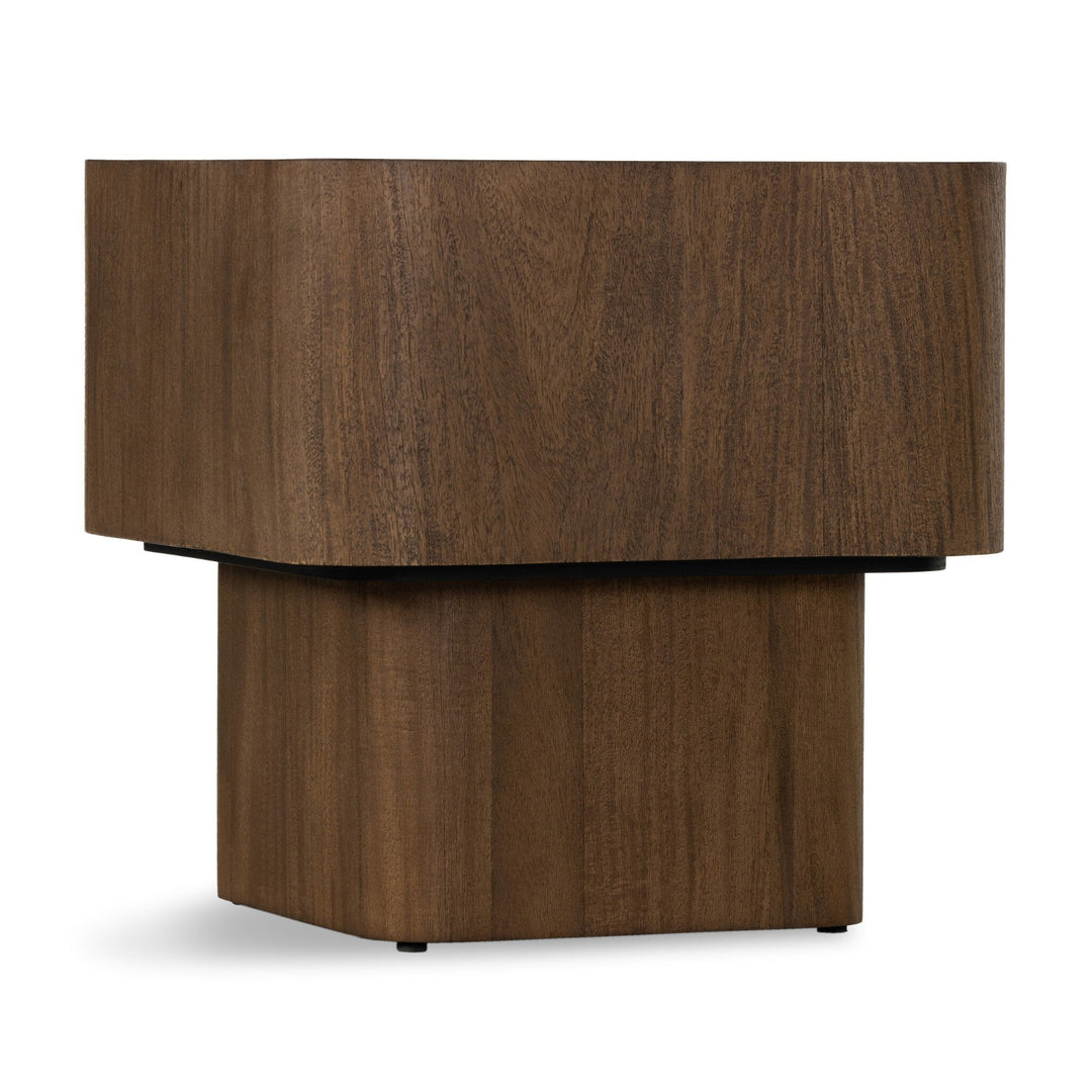 BRIELLE END TABLE