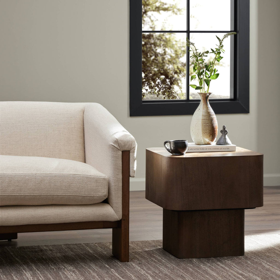 BRIELLE END TABLE