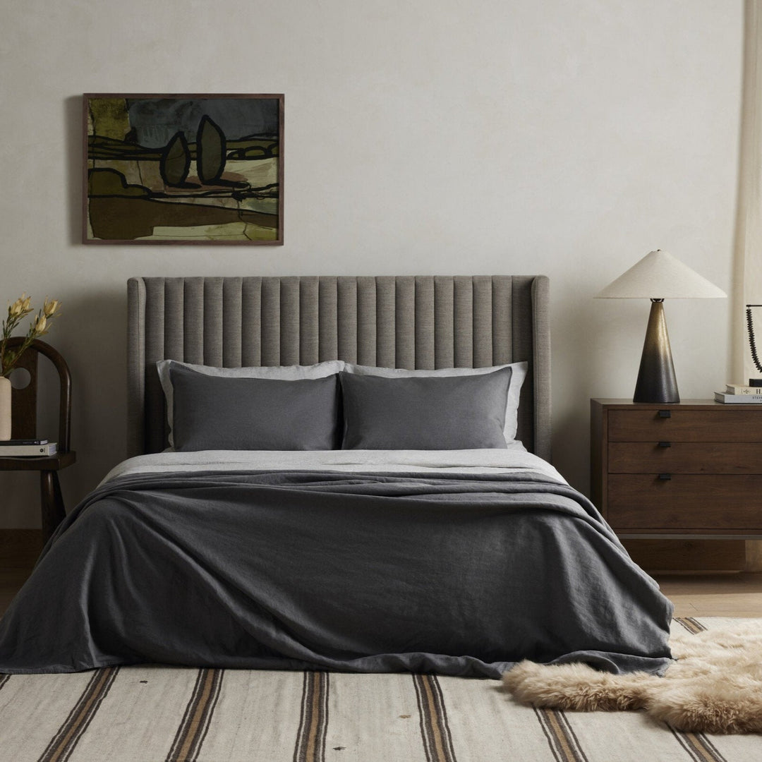 DUTTON BED
