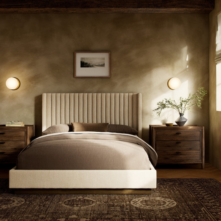 DUTTON BED
