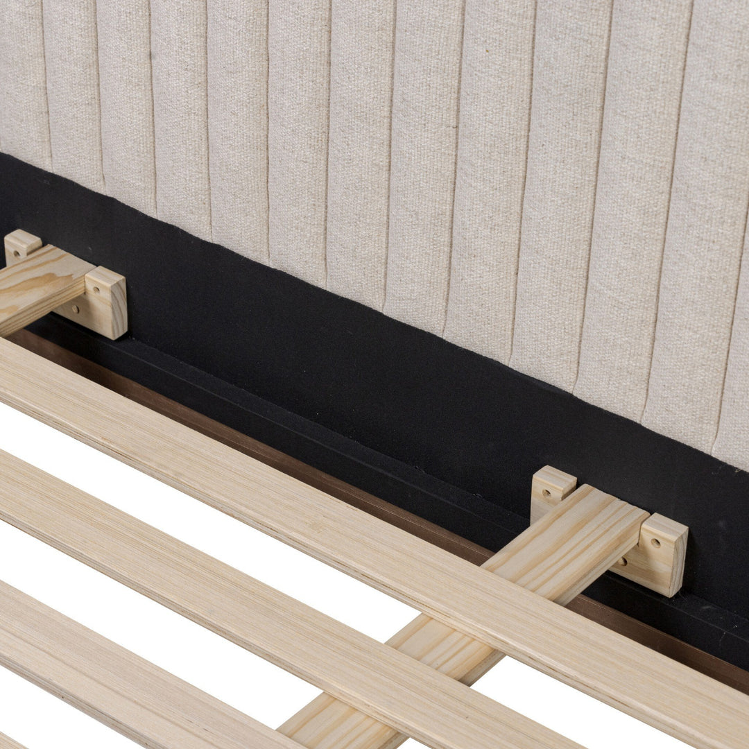 DUTTON BED