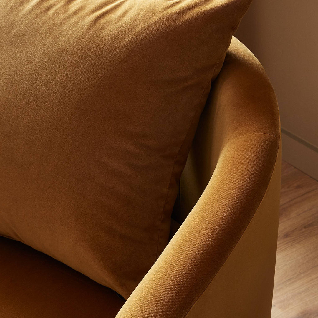 ZINNIA CHAISE LOUNGE