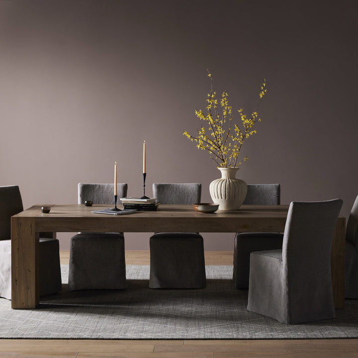 AIDEN DINING TABLE