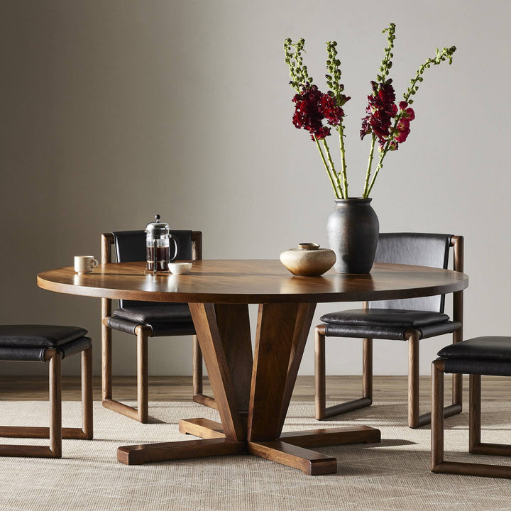 KURTIS DINING TABLE