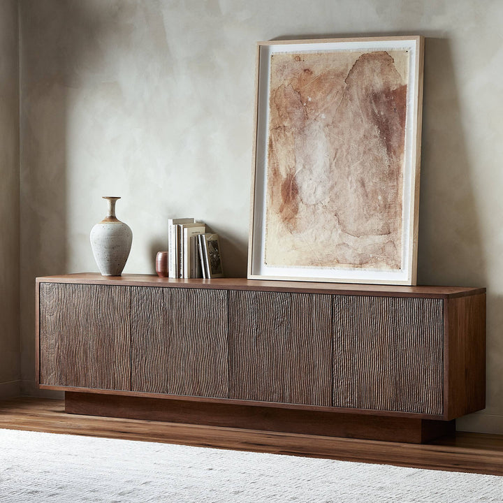 LORELAI MEDIA CONSOLE