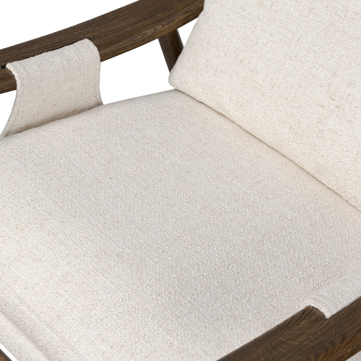 VELORA CHAIR