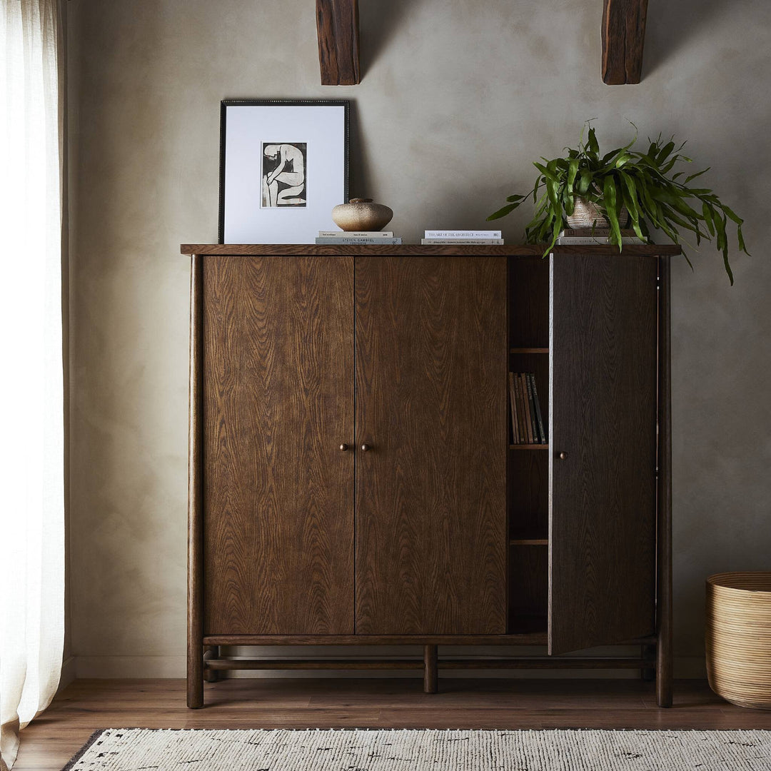 ETTALIE 3 DOOR CABINET