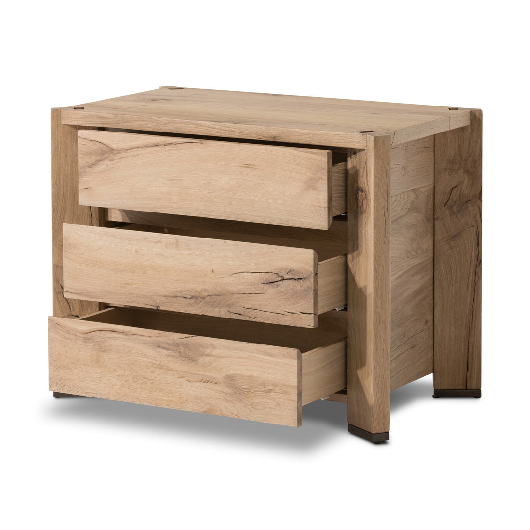 CAS NIGHTSTAND