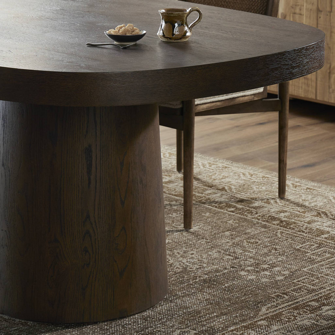 MIKIE DINING TABLE