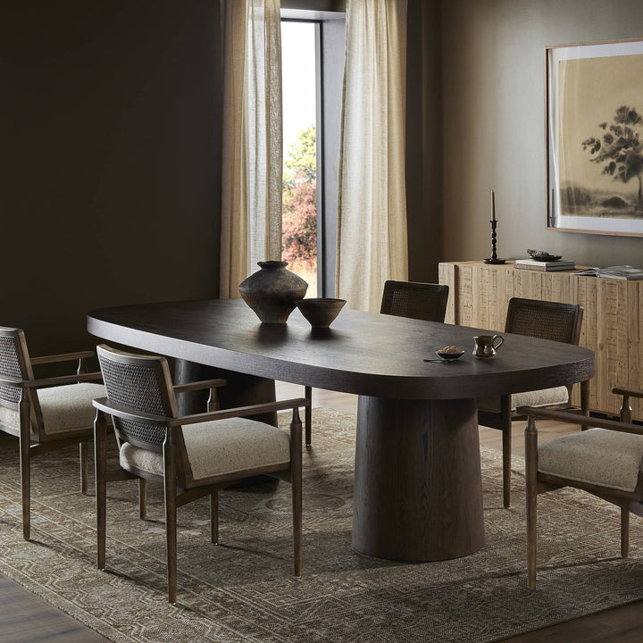 MIKIE DINING TABLE