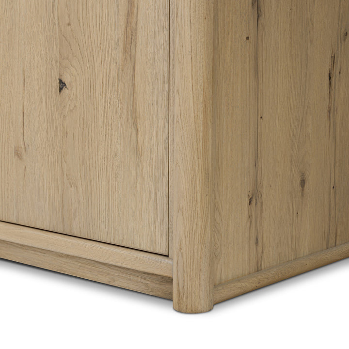 VILLA KITCHEN ISLAND
