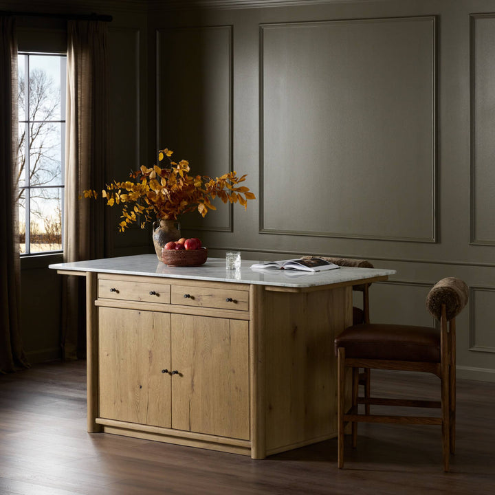 VILLA KITCHEN ISLAND