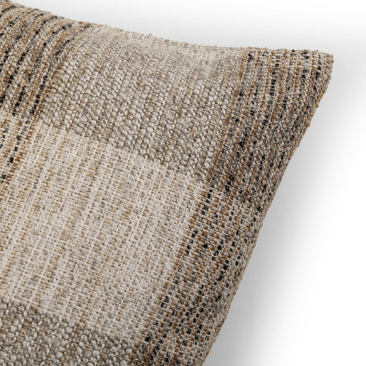 ELLIOT PILLOW