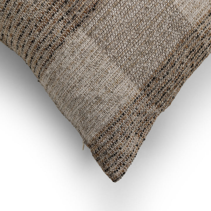 ELLIOT PILLOW