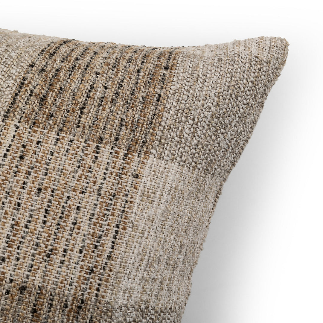 ELLIOT PILLOW