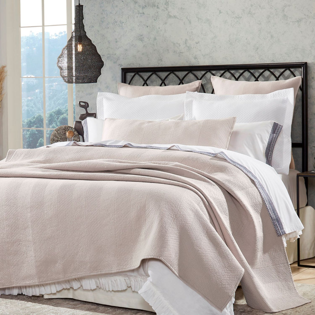 ATHENA COVERLET