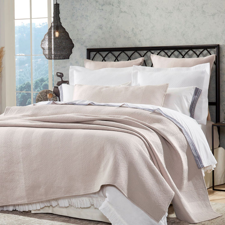ATHENA COVERLET