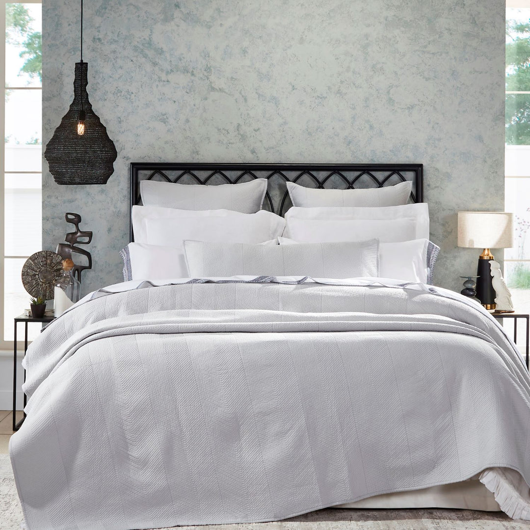 ATHENA COVERLET