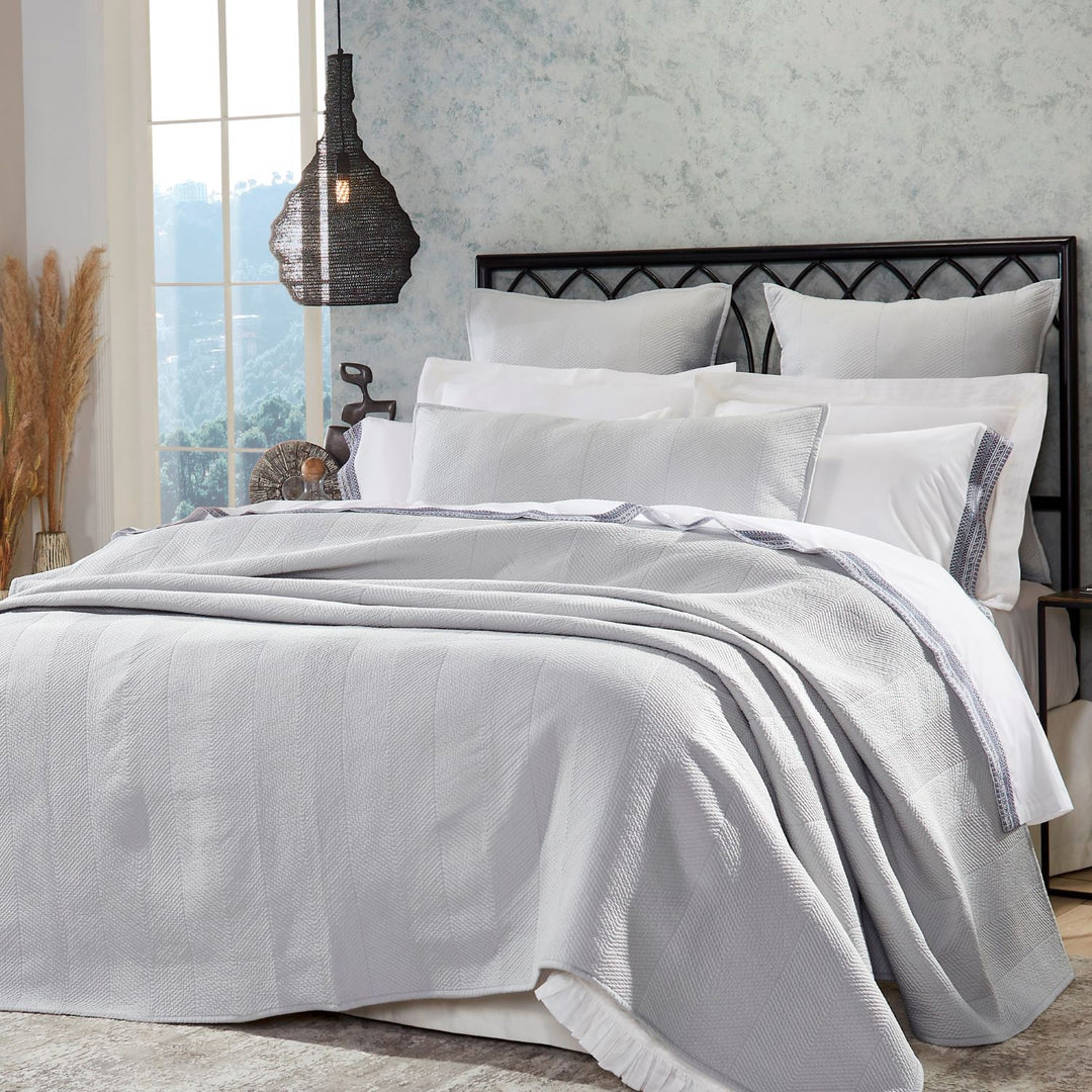 ATHENA COVERLET