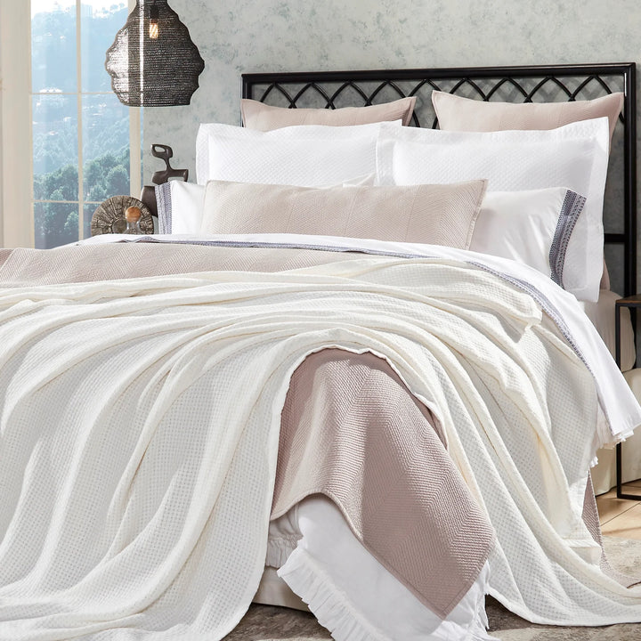HUDSON BLANKET