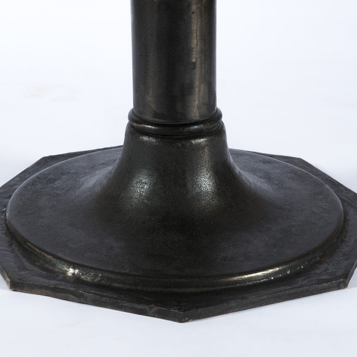 LARENCE ROUND DINING TABLE