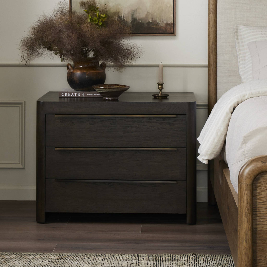 PATTY NIGHTSTAND