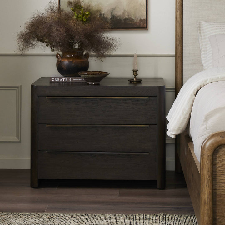 PATTY NIGHTSTAND