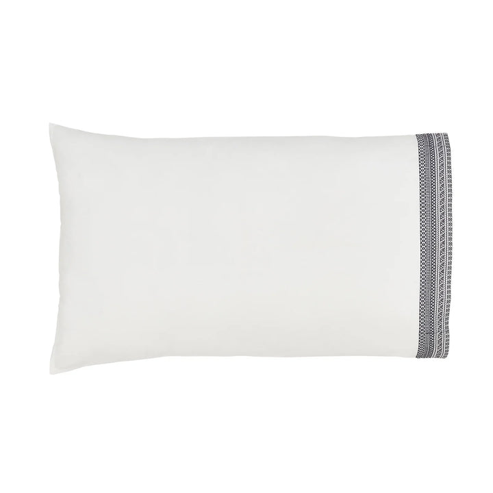 OLIVIA PILLOWCASE SET