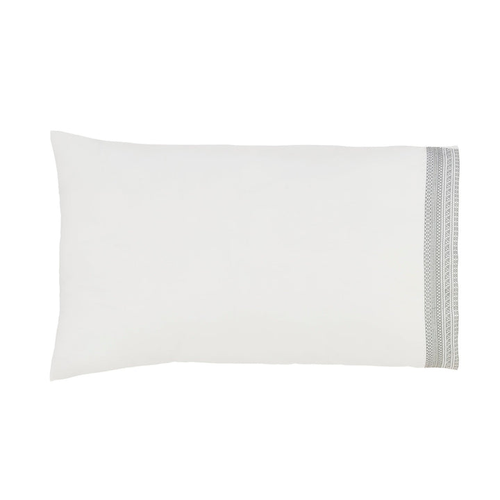 OLIVIA PILLOWCASE SET